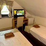 Couette-café Fészek - Nest 3*