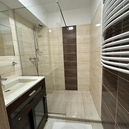 Bed & Breakfast Feszek Fogado - Nest