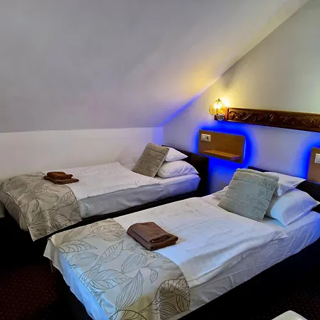 Feszek Fogado - Nest Bed & Breakfast 2*
