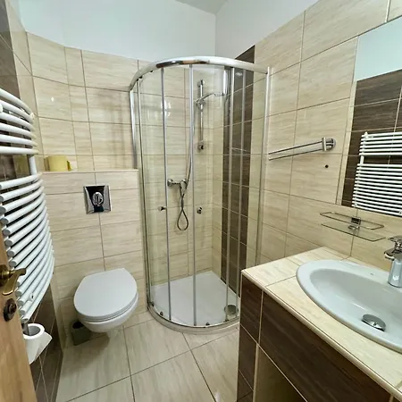 Bed & Breakfast Feszek Fogado - Nest Mosonmagyarovar