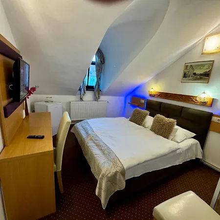 Feszek Fogado - Nest 3*