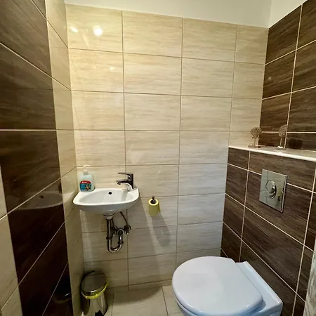 Feszek Fogado - Nest Bed & Breakfast 3*
