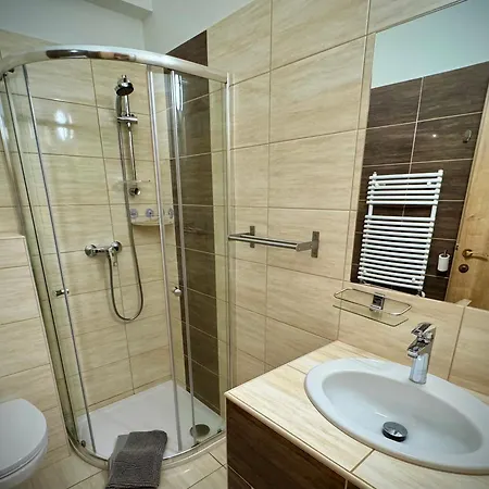 Bed & Breakfast Feszek Fogado - Nest