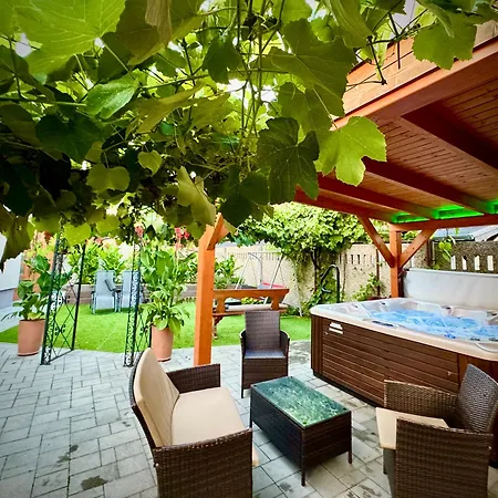 Bed & Breakfast Feszek Fogado - Nest Mosonmagyaróvár