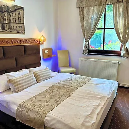 Feszek Fogado - Nest Bed and Breakfast Mosonmagyaróvár