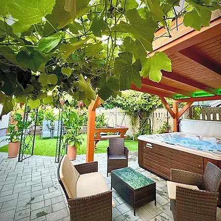 Bed and Breakfast Feszek Fogado - Nest Mosonmagyaróvár