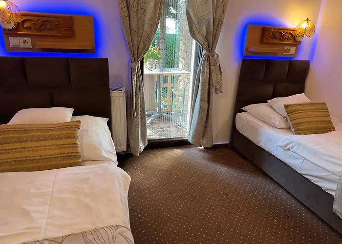 Feszek Fogado - Nest Bed & Breakfast 4*