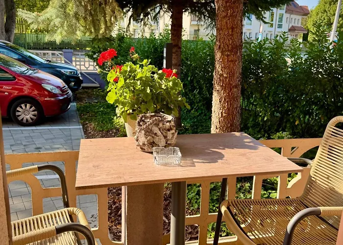Feszek Fogado - Nest B&B Mosonmagyaróvár